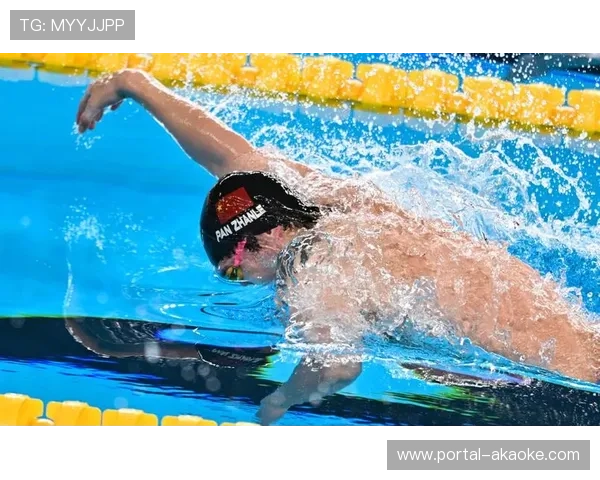 新加坡世锦赛男子100米自由泳，潘展乐与波波维奇巅峰对决悬念重重。