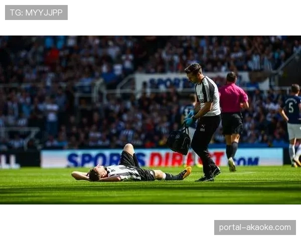 官方确认：马竞前锋德佩腿筋受伤，预计赛季报销